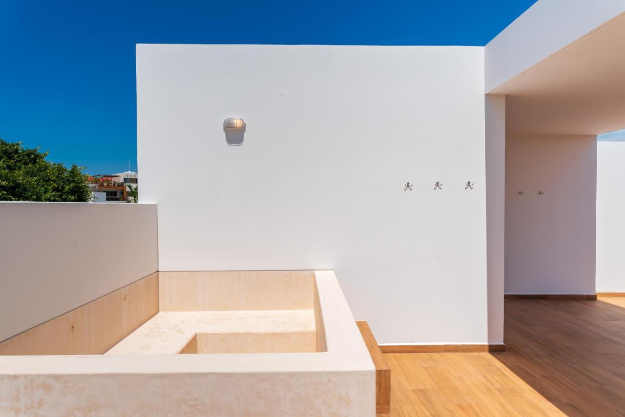 Entire House- 3Br With Private Roof Top Deck Playa del Carmen Exterior photo