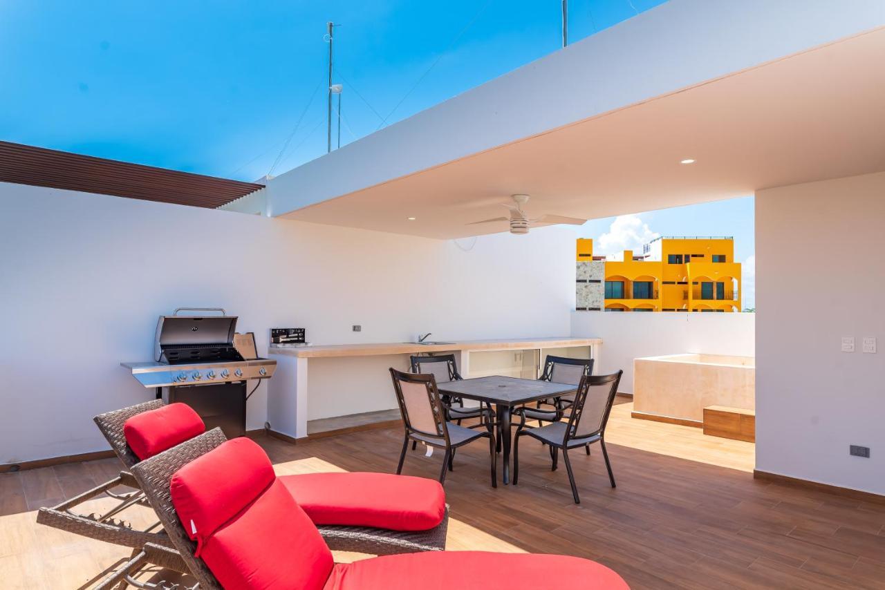 Entire House- 3Br With Private Roof Top Deck Playa del Carmen Exterior photo