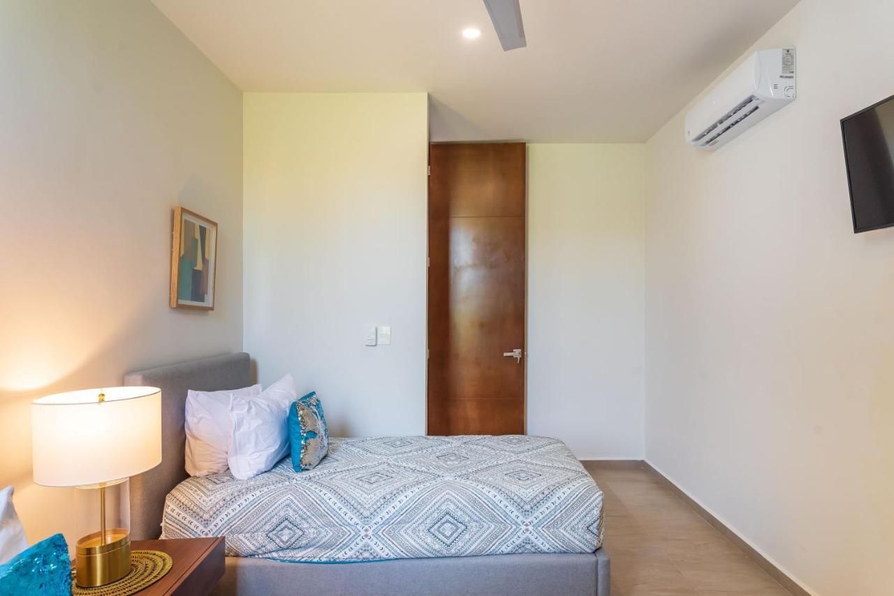 Entire House- 3Br With Private Roof Top Deck Playa del Carmen Exterior photo