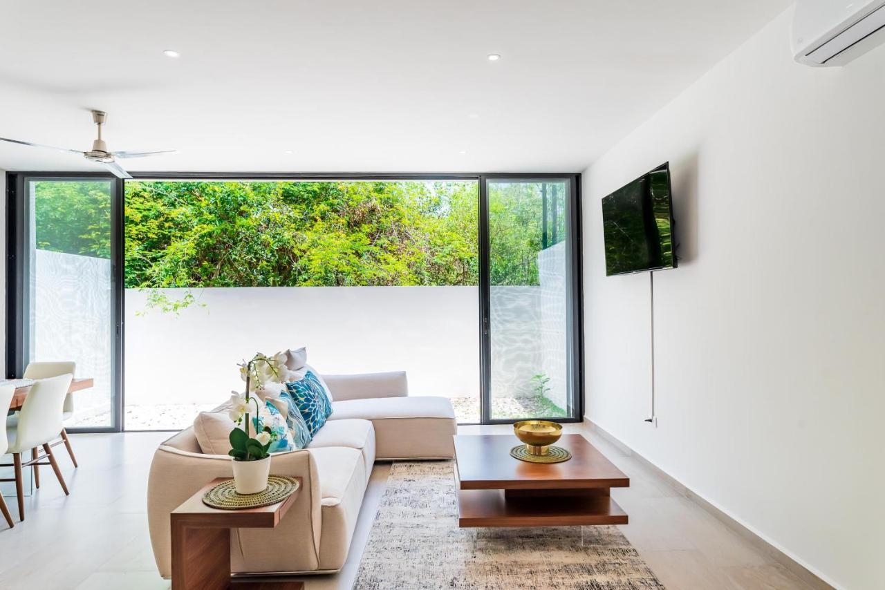 Entire House- 3Br With Private Roof Top Deck Playa del Carmen Exterior photo