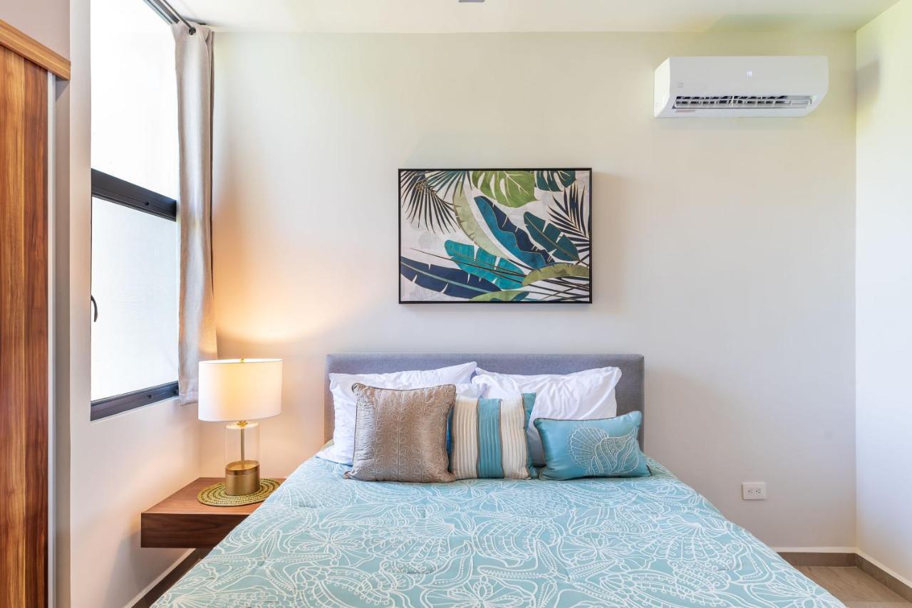 Entire House- 3Br With Private Roof Top Deck Playa del Carmen Exterior photo